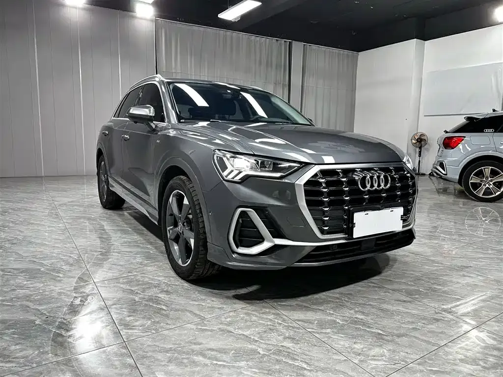 Audi Q3 — фото 4
