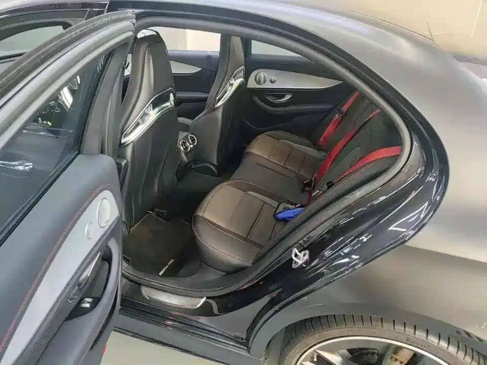 Mercedes-Benz E-Class AMG — фото 3