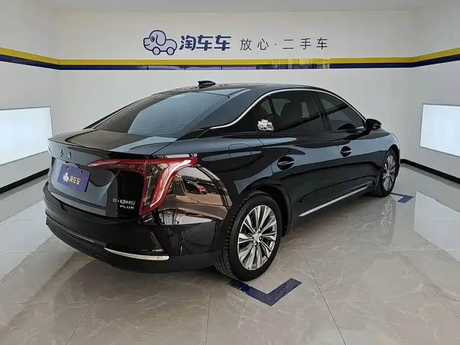 Hongqi E-QM5 — фото 6