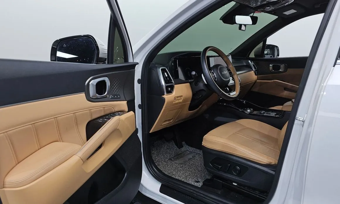 Kia Sorento — фото 5