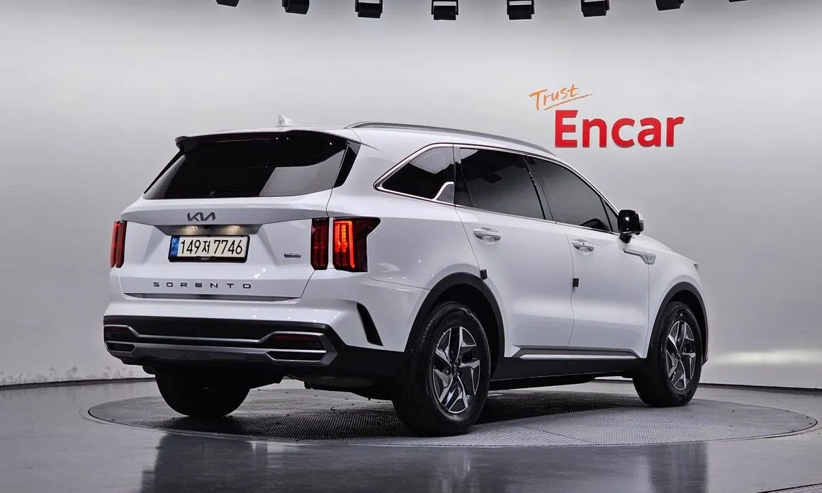 Kia Sorento — фото 4