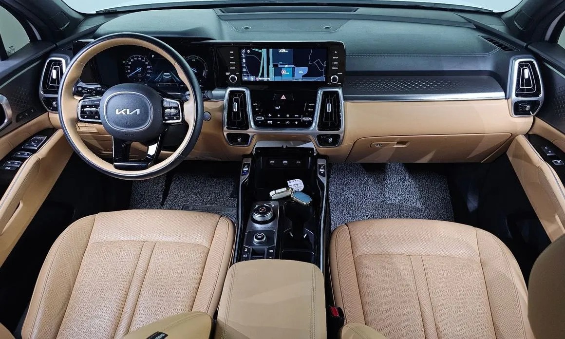 Kia Sorento — фото 8