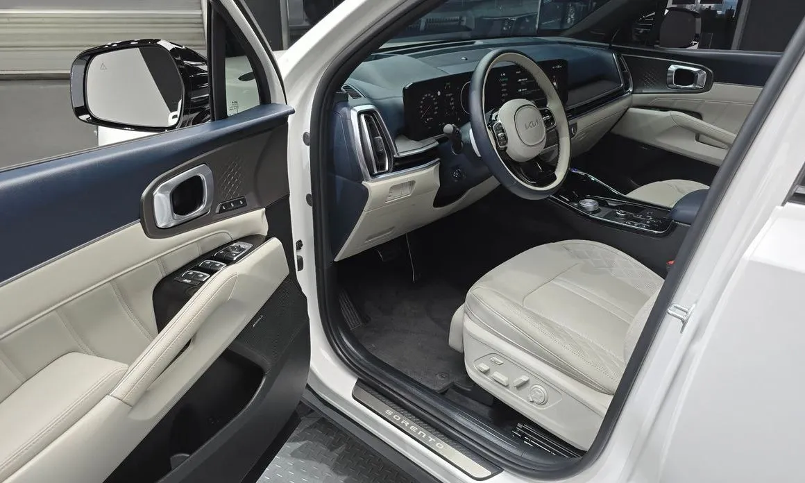 Kia Sorento — фото 9