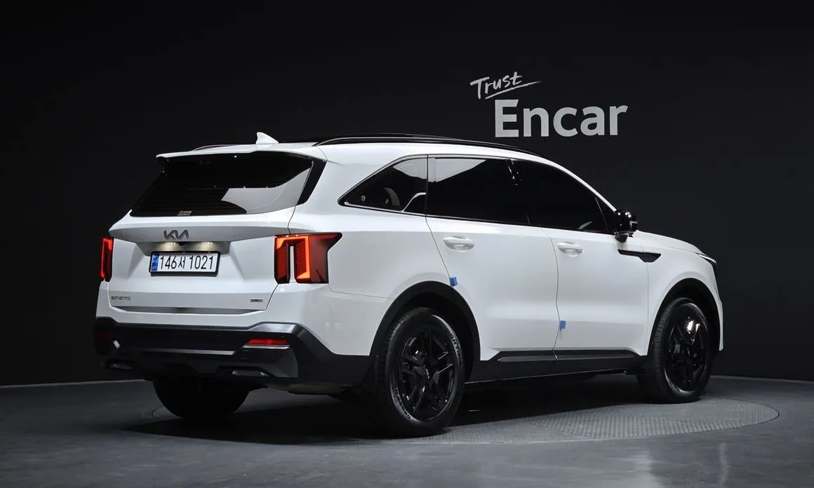 Kia Sorento — фото 10