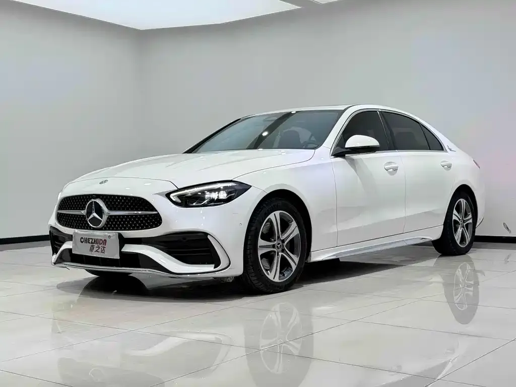 Mercedes-Benz C-Class — фото 1