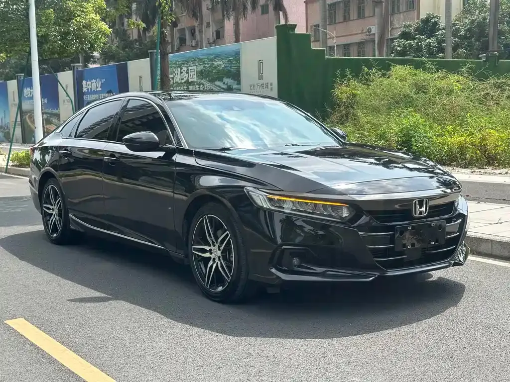 Honda Accord — фото 4