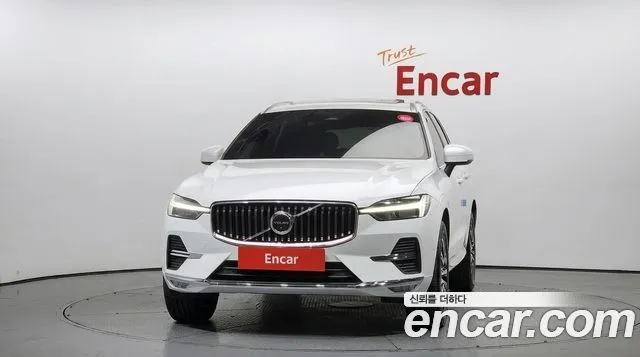 Volvo XC60 — фото 5