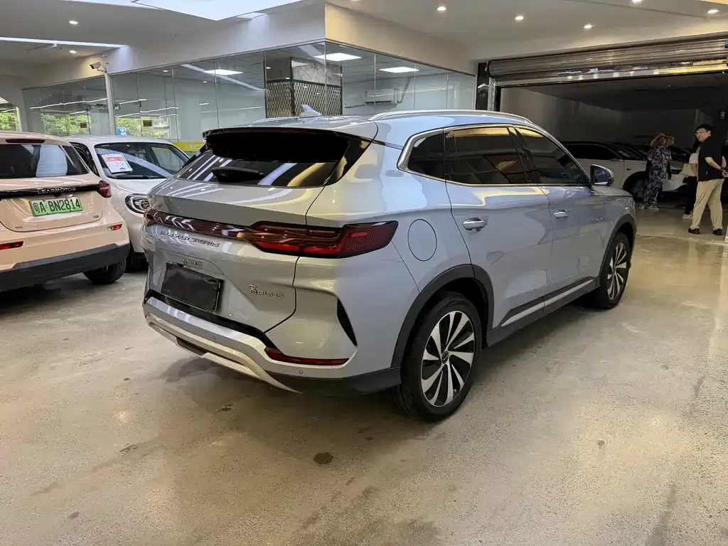 BYD PLUS New Energy — фото 3