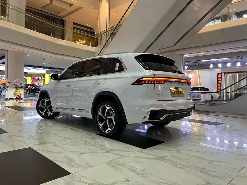 Geely Xingyue L — фото 4