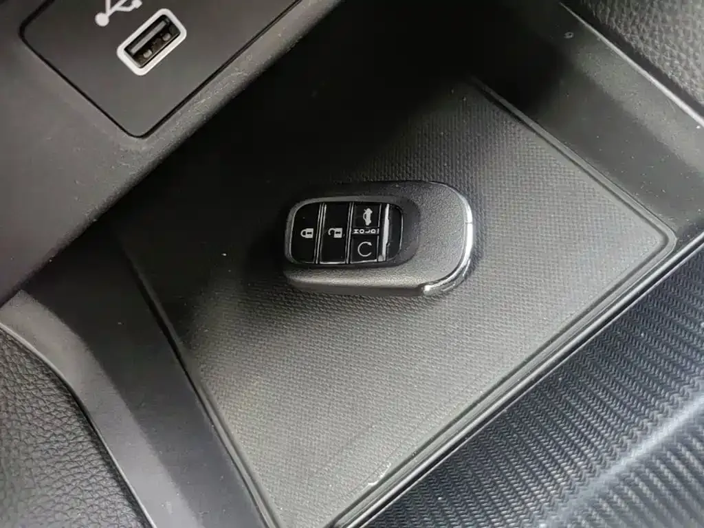 Honda Civic — фото 9