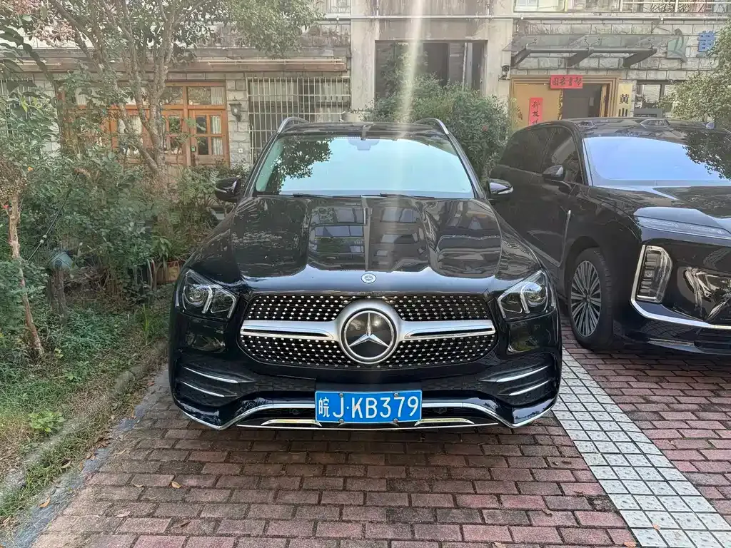 Mercedes-Benz GLE (Import) — фото 9