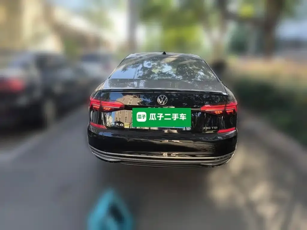 Volkswagen Passat — фото 4