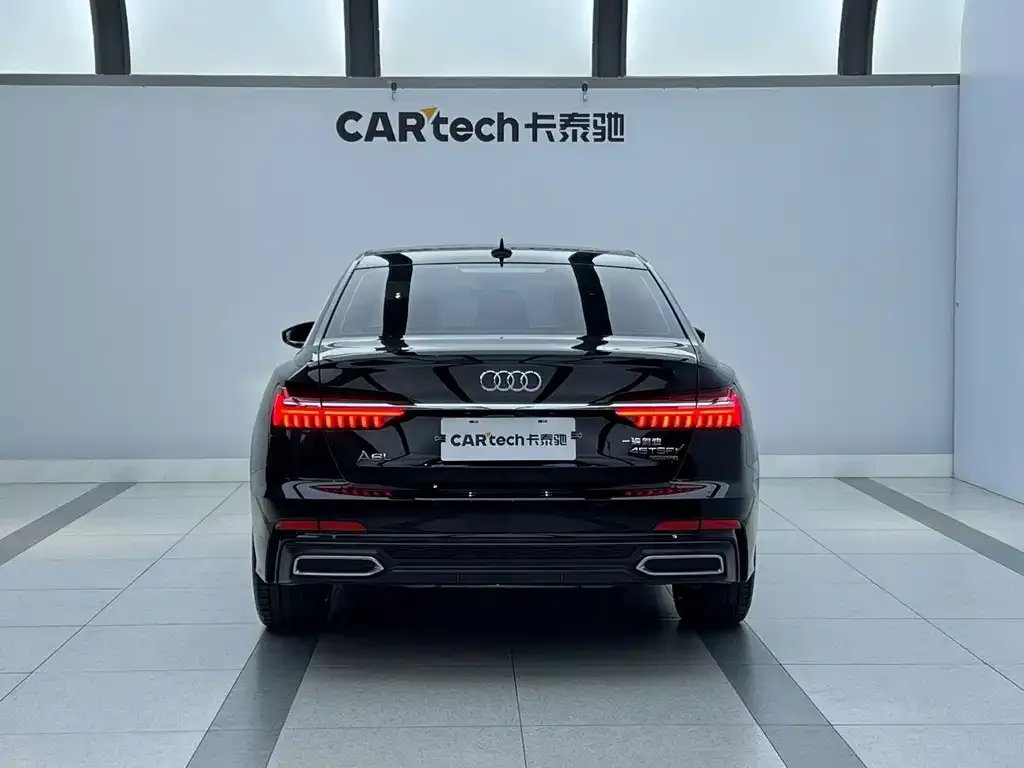 Audi A6L — фото 2