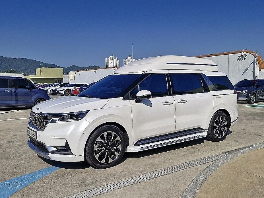 Kia Carnival — фото 3