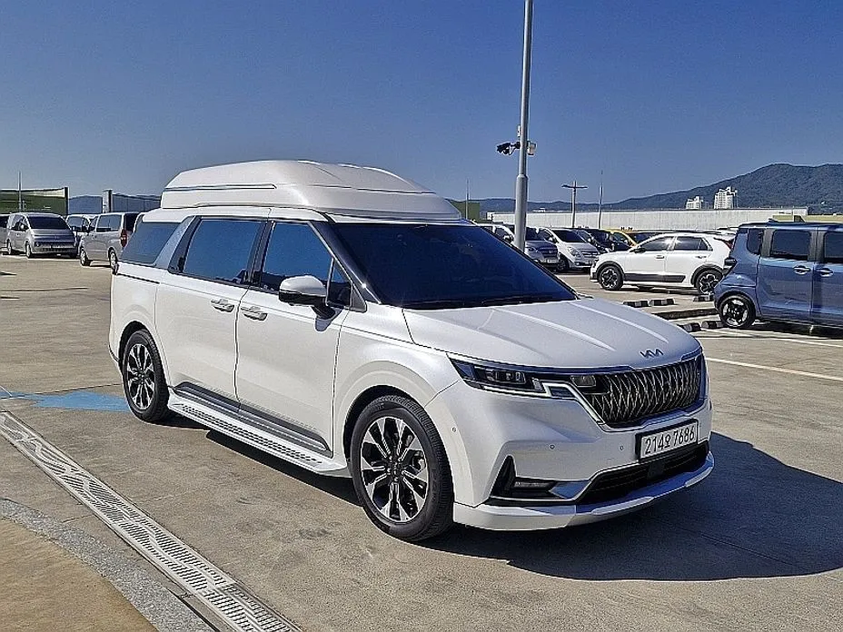 Kia Carnival — фото 2