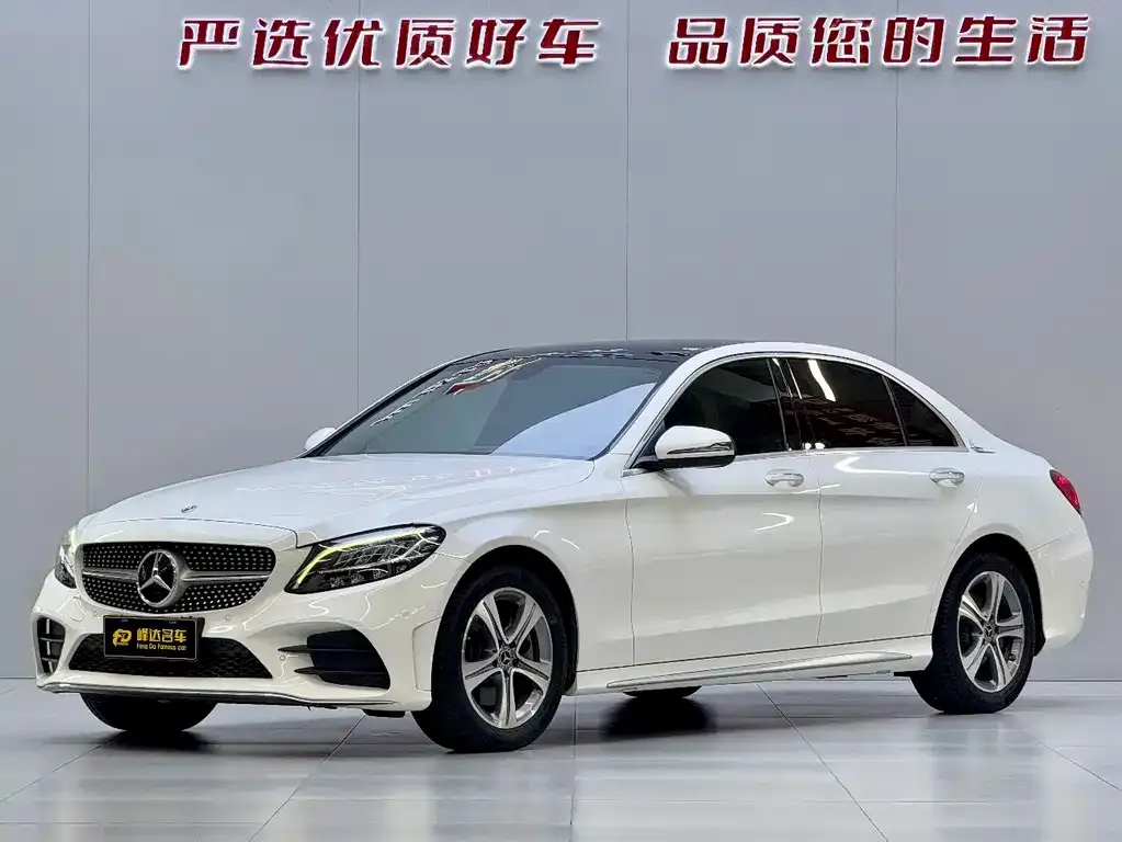 Mercedes-Benz C-Class — фото 1