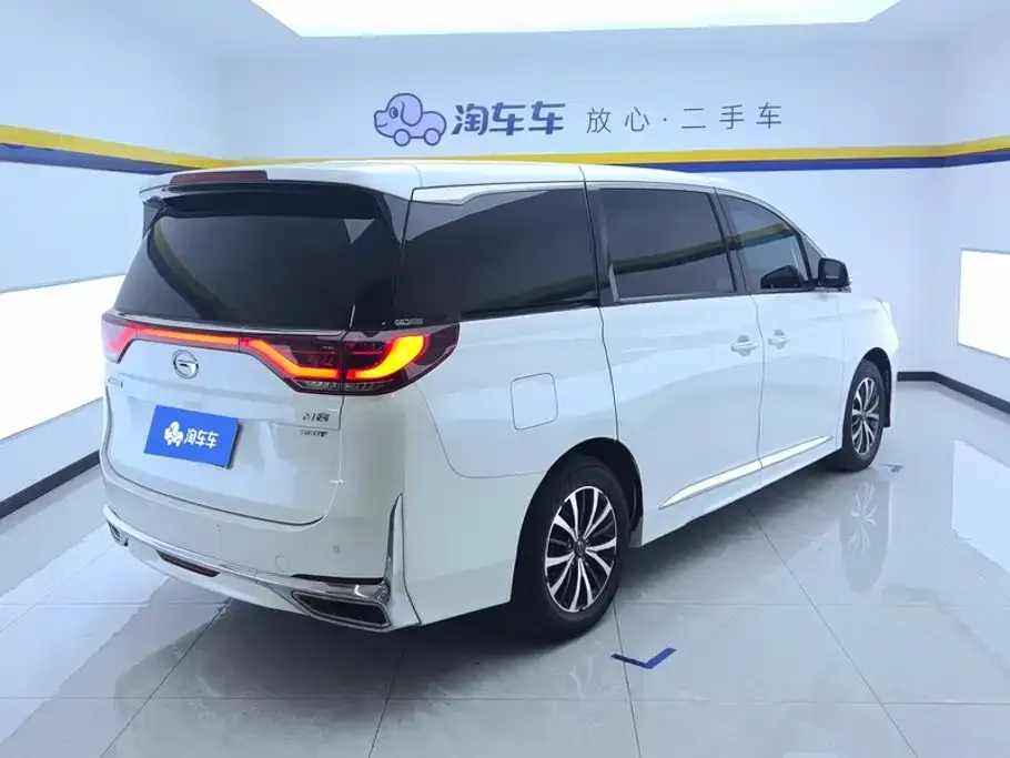 GAC Motor Trumpchi M8 — фото 2