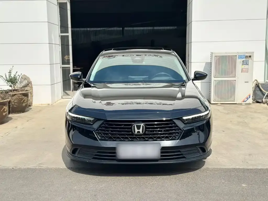 Honda Accord — фото 9