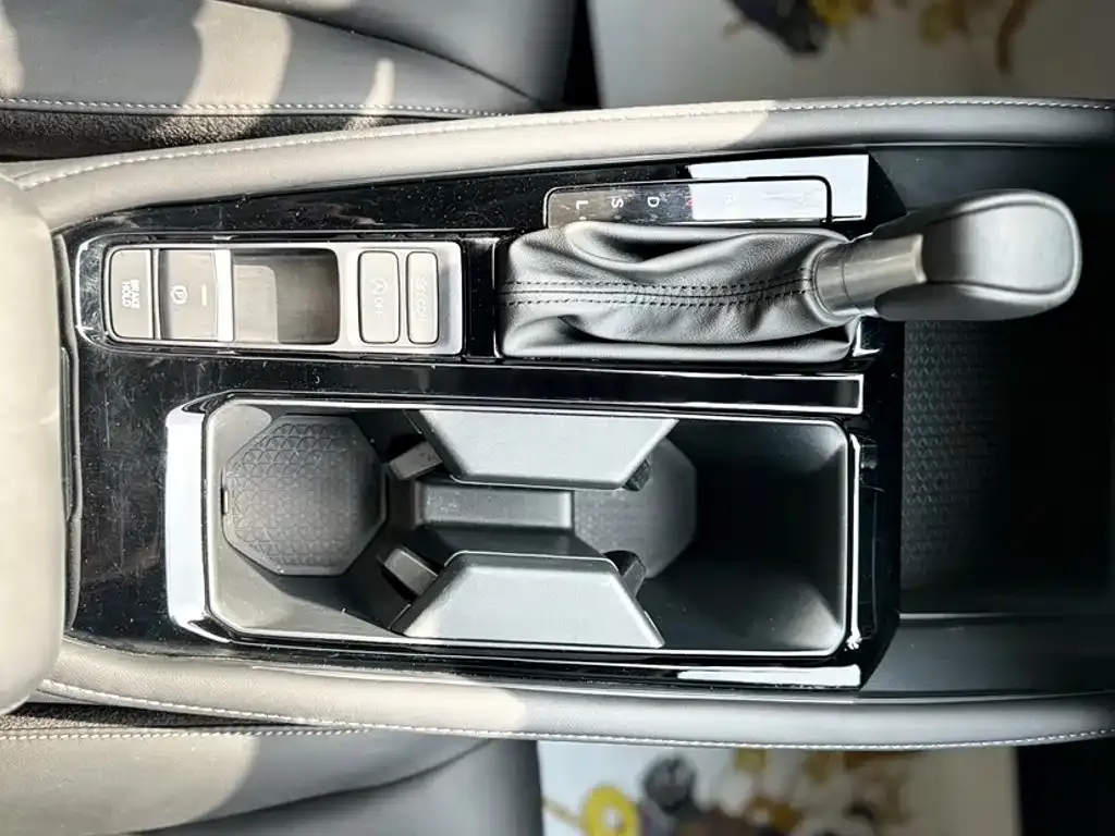 Honda Accord — фото 5