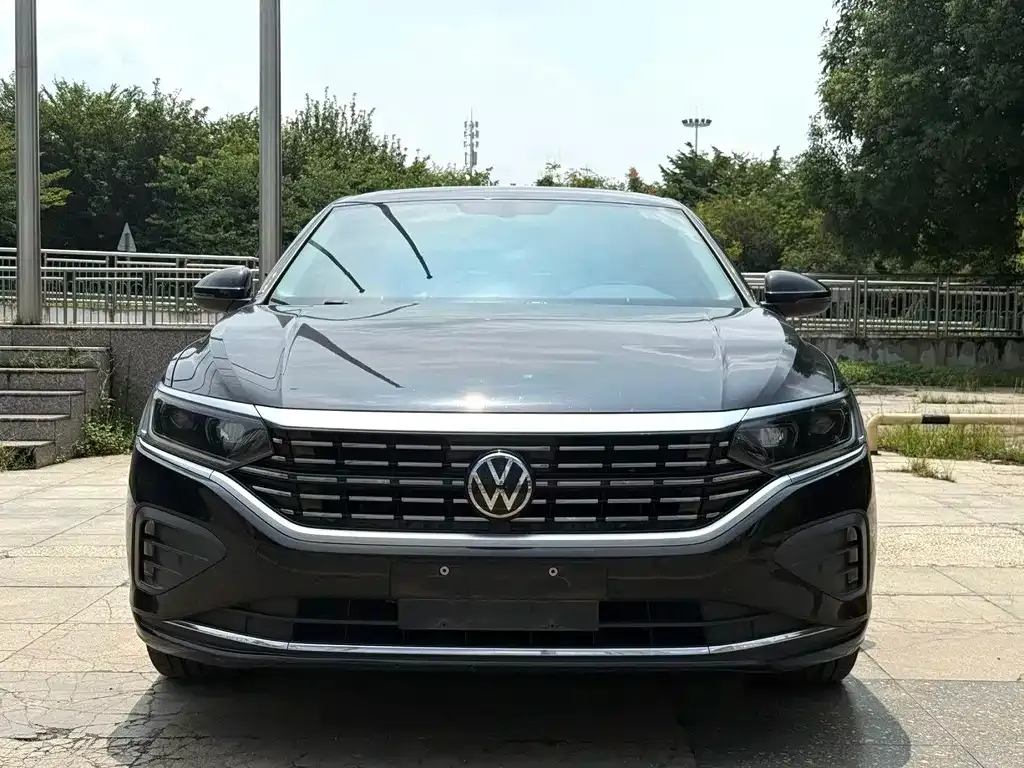 Volkswagen Passat — фото 2