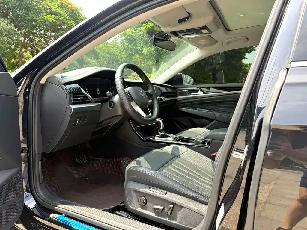 Volkswagen Passat — фото 7
