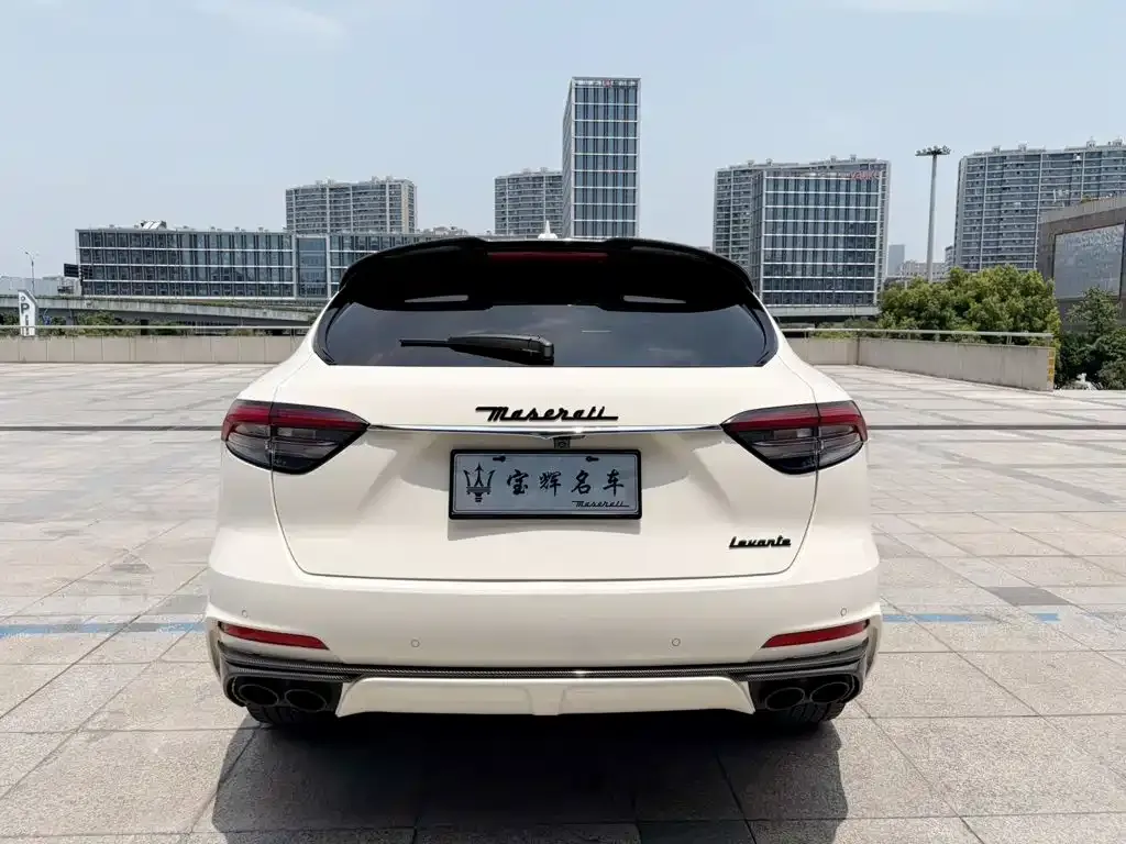 Maserati Levante — фото 7