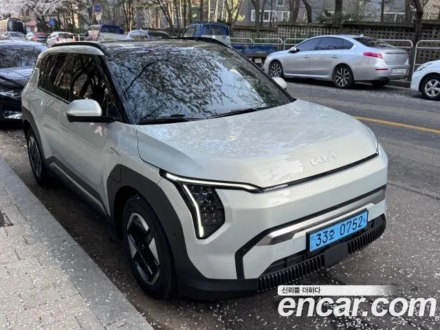 Kia EV3 — фото 6