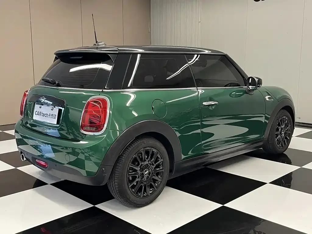MINI Cooper (3-door) — фото 10