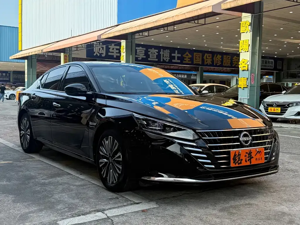 Nissan Teana — фото 7
