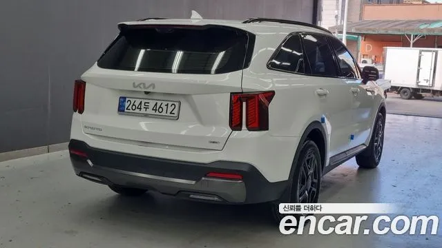 Kia Sorento — фото 3