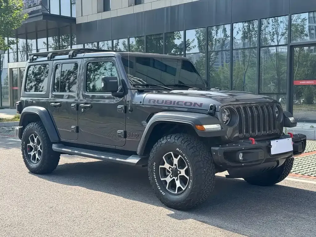 Jeep Wrangler — фото 10