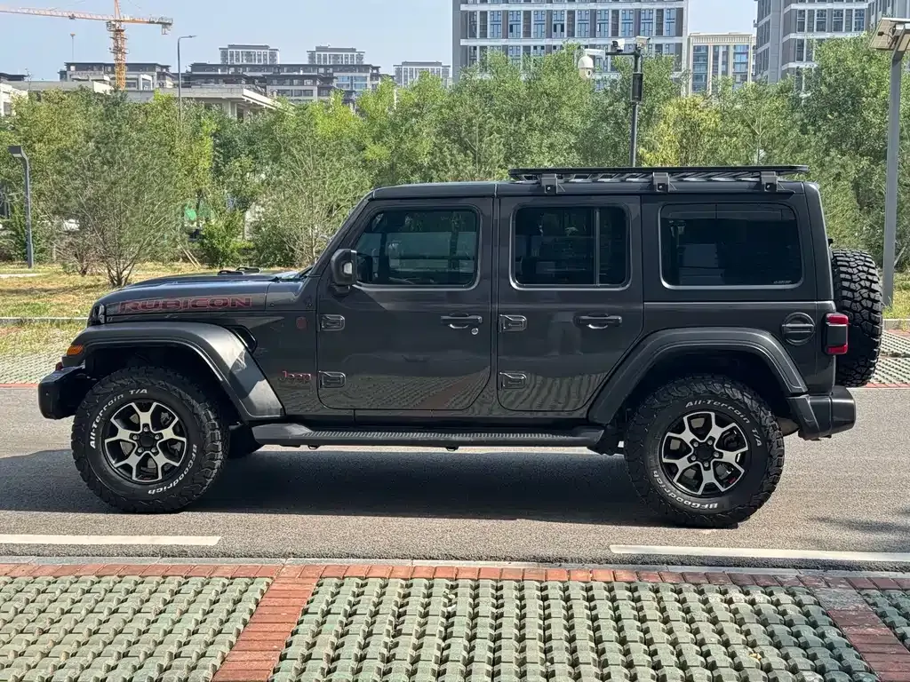 Jeep Wrangler — фото 4
