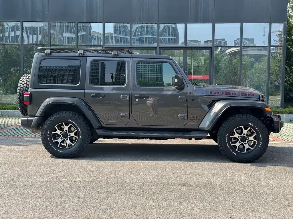 Jeep Wrangler — фото 6