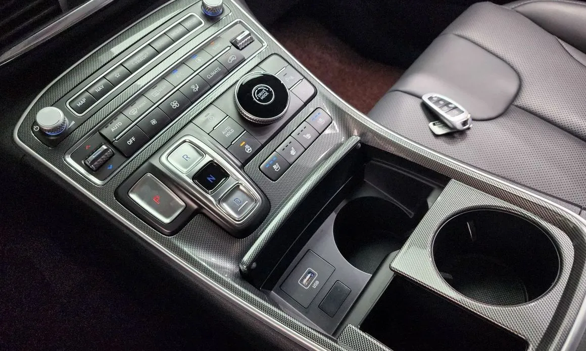 Hyundai Santafe — фото 9