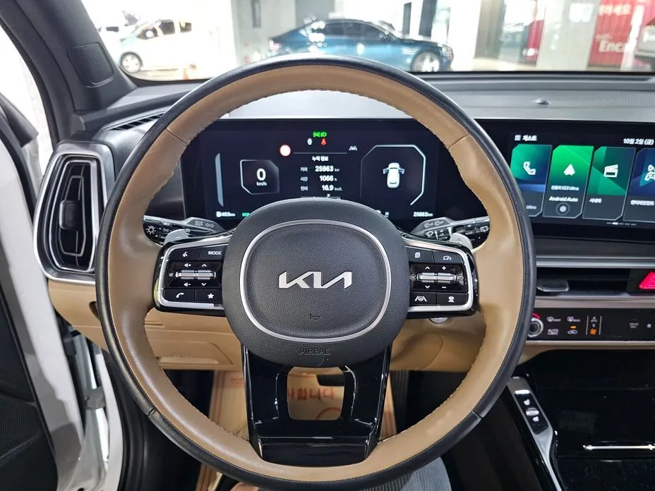 Kia Sorento — фото 4
