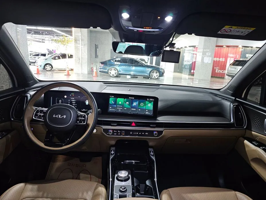 Kia Sorento — фото 6