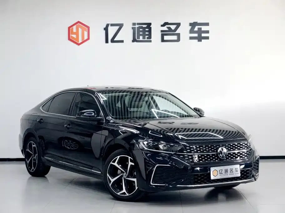 Volkswagen Passat — фото 4