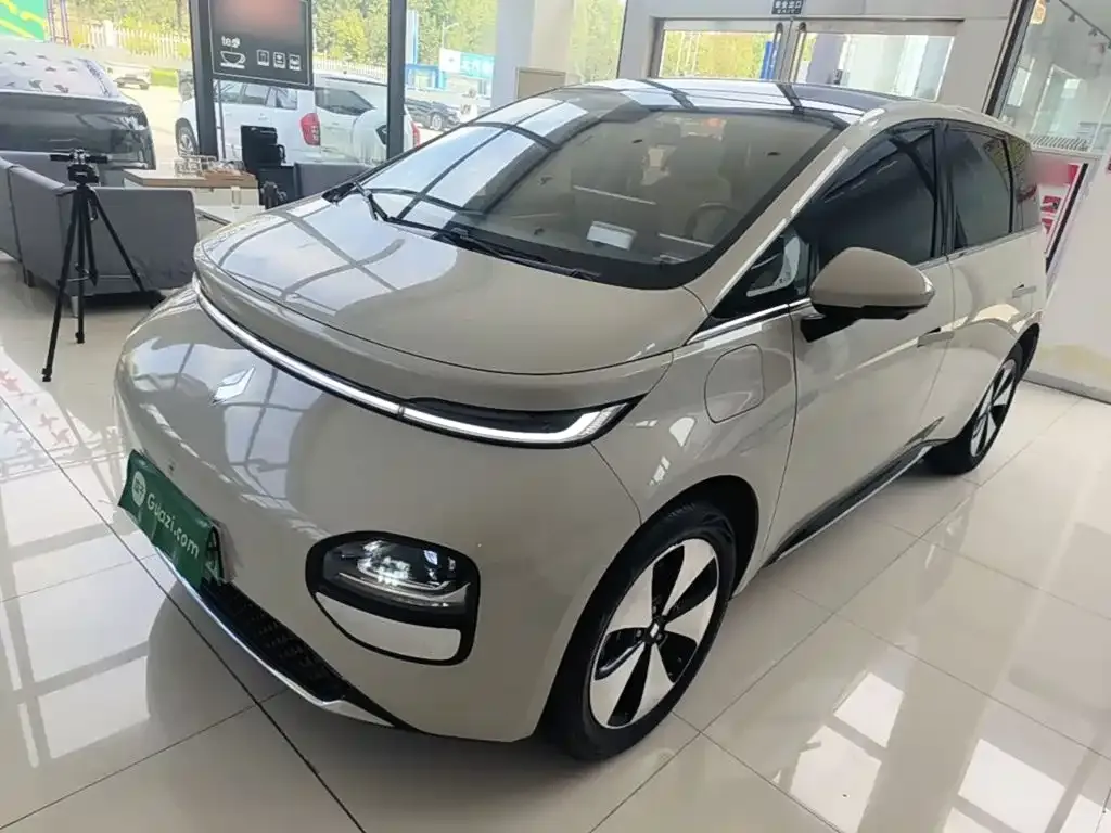 Baojun Yunduo — фото 1