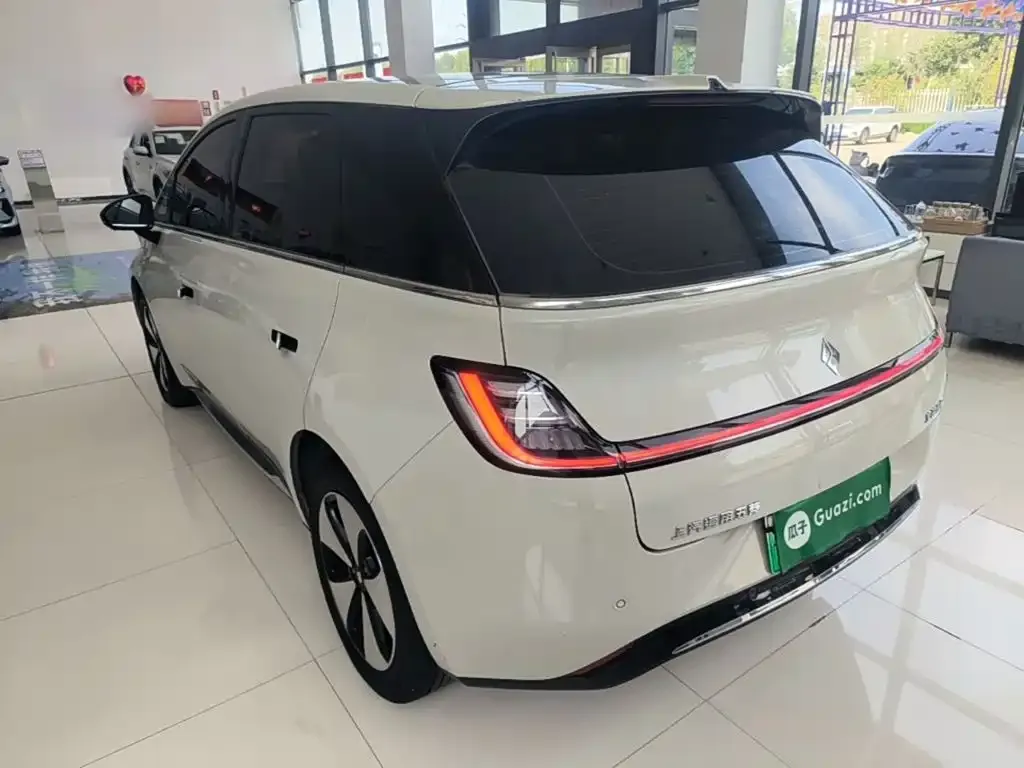 Baojun Yunduo — фото 3