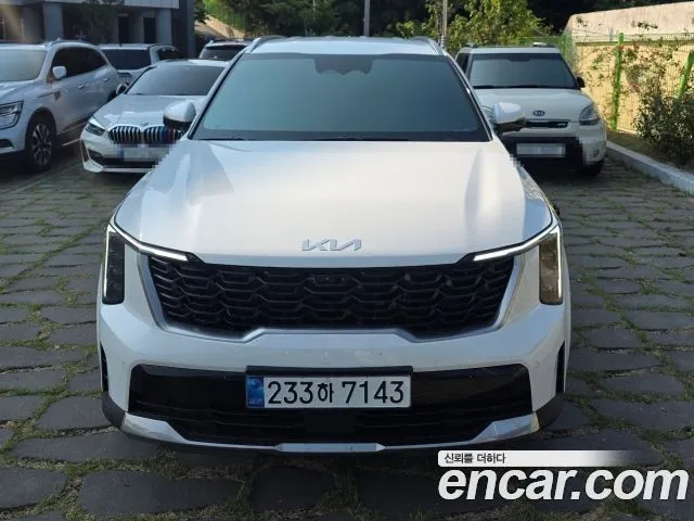 Kia Sorento — фото 1