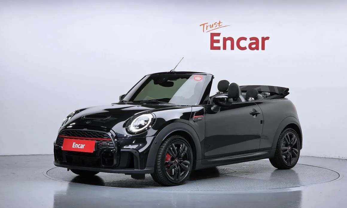 Mini Cooper Convertible — фото 1
