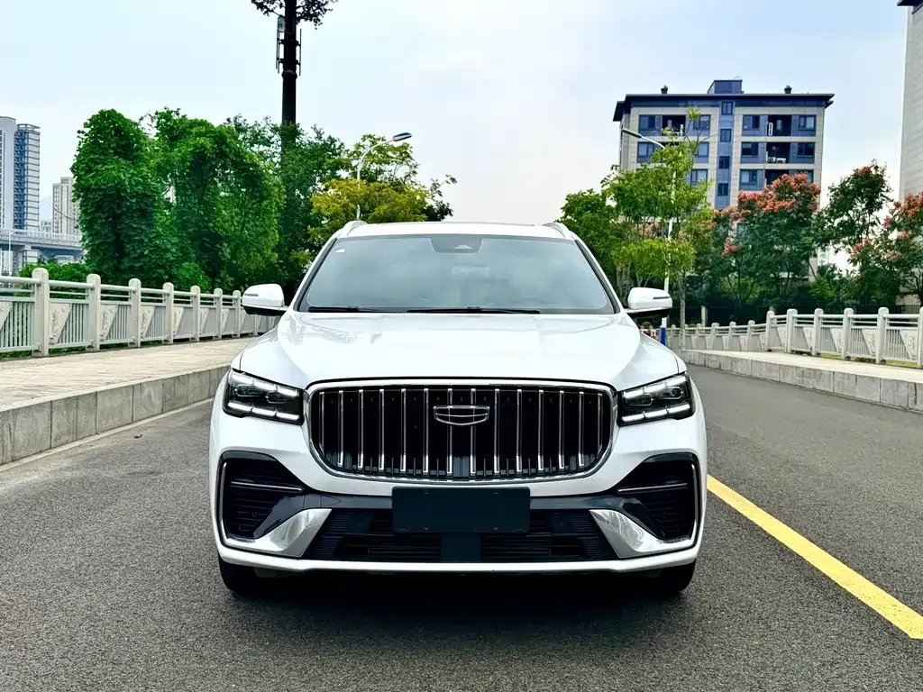 Geely Xingyue L — фото 8