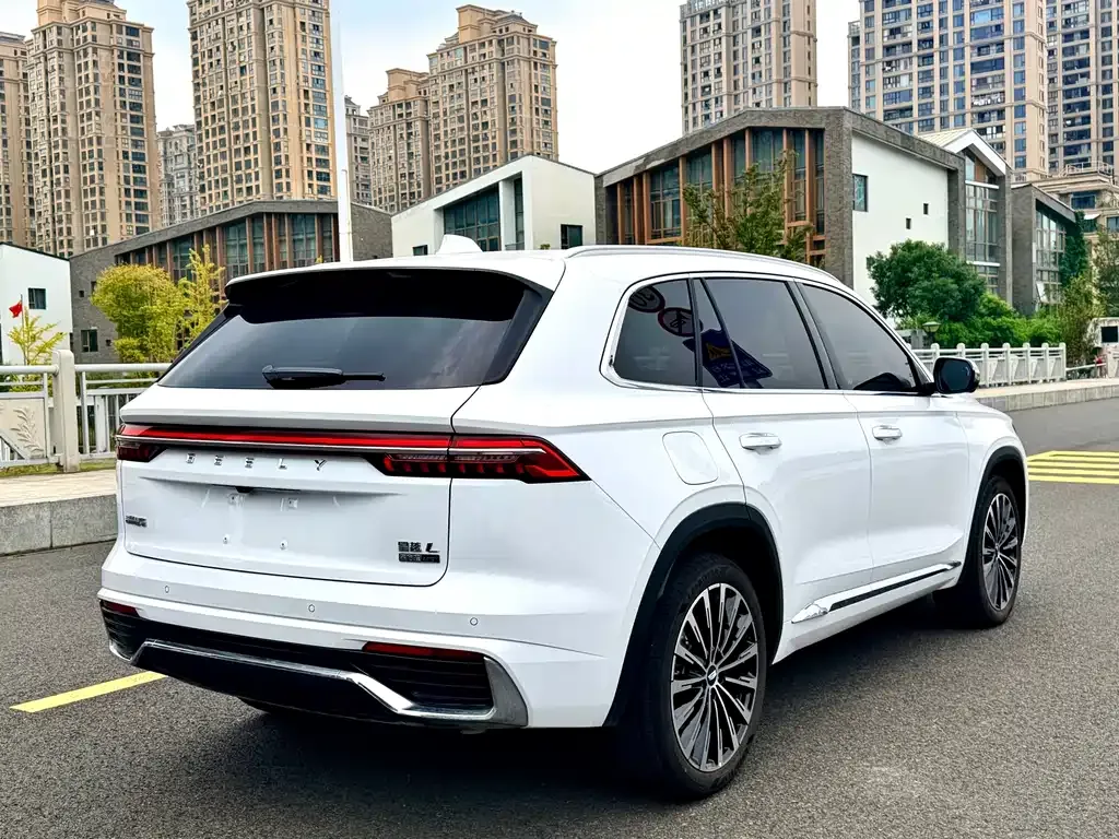 Geely Xingyue L — фото 7