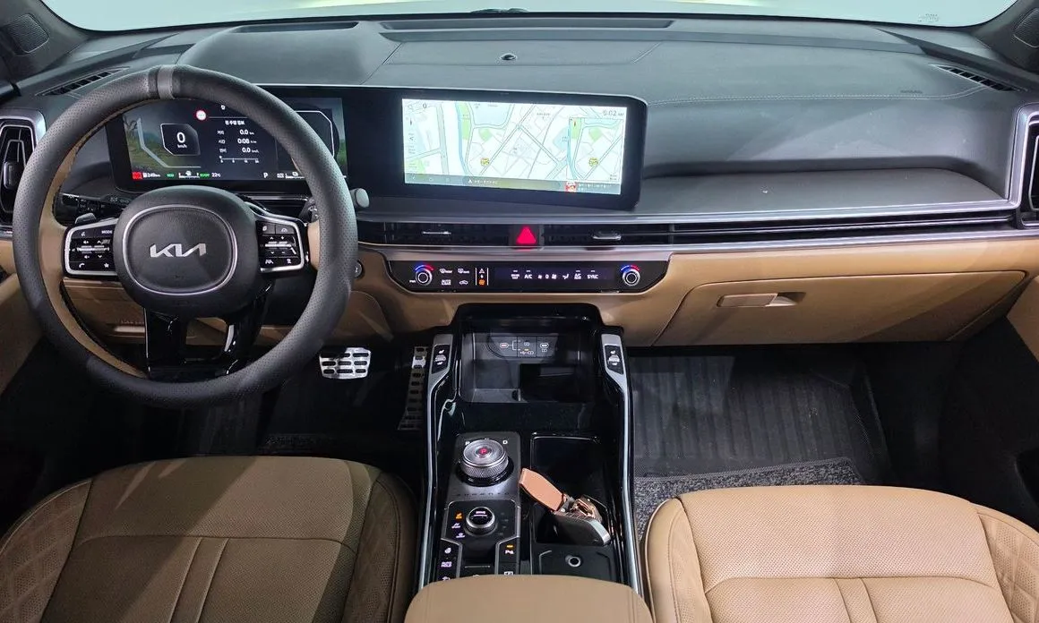 Kia Sorento — фото 10