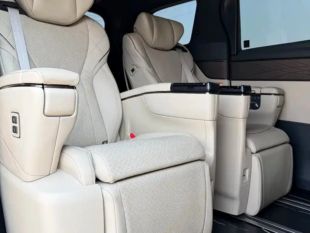 Toyota Vellfire — фото 3