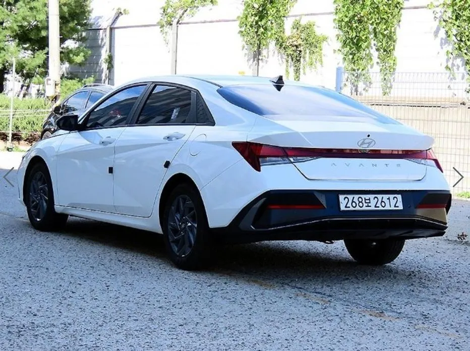 Hyundai AVANTE — фото 9