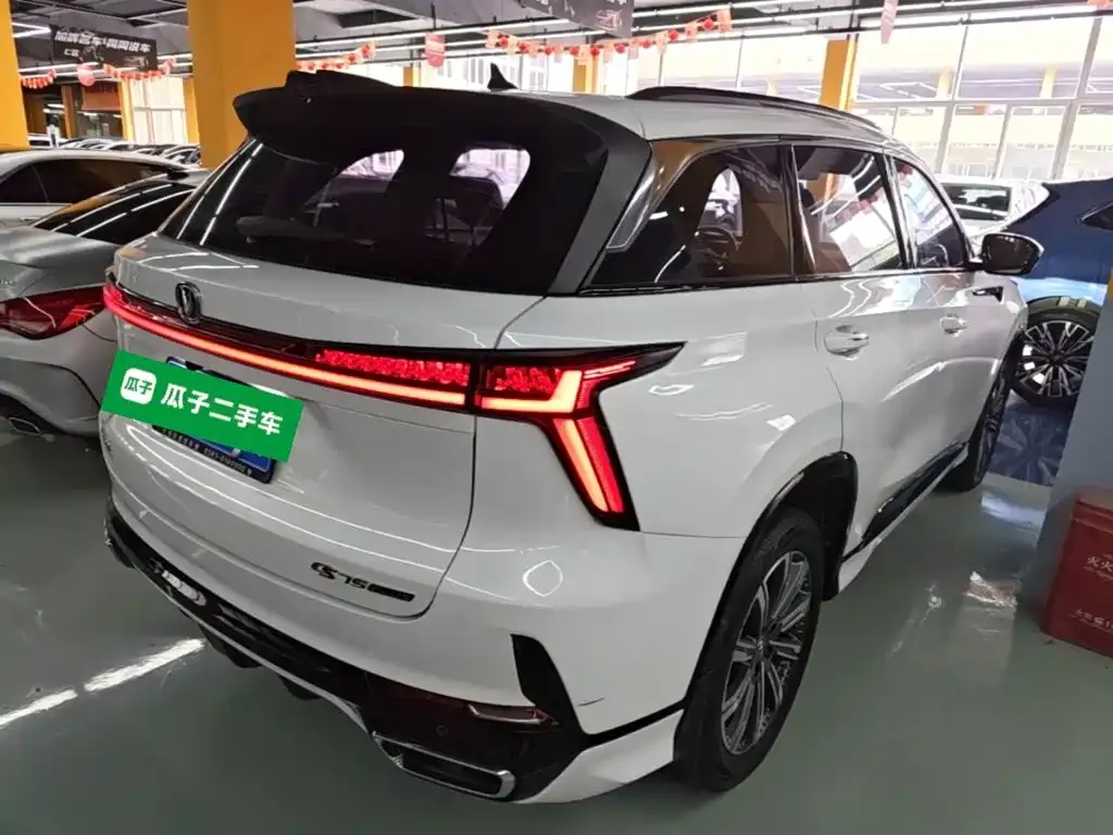 Changan CS75 PLUS — фото 4