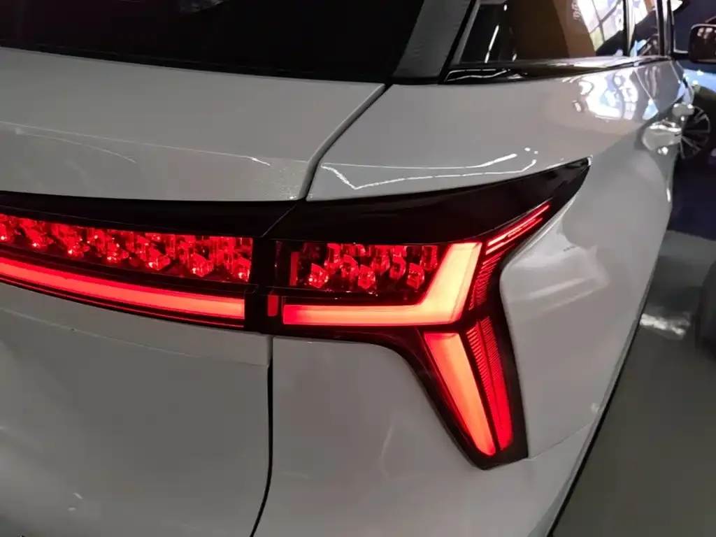 Changan CS75 PLUS — фото 3