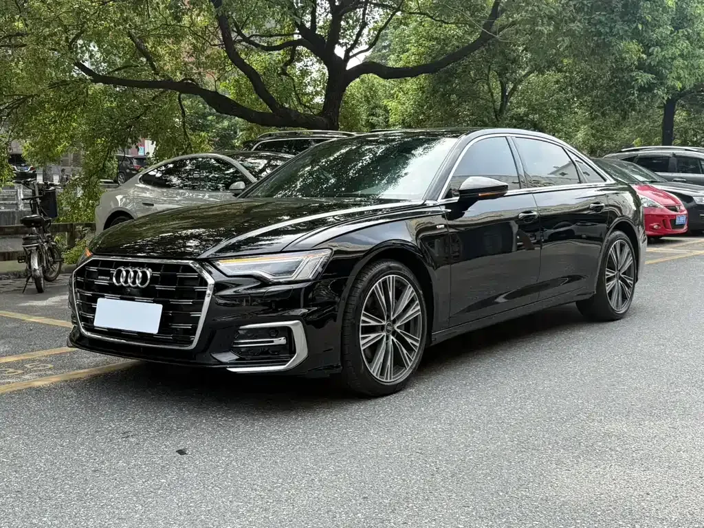 Audi A6L — фото 9