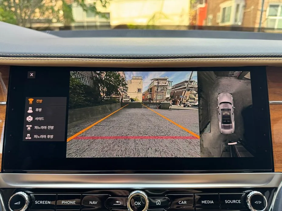 Bentley Flying Spur — фото 7